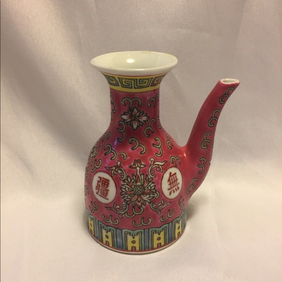 Red Mun enamel soy saucer mini decanter - Picture 2 of 10